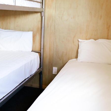 Parklands Motorlodge & Holiday Park Turangi Buitenkant foto