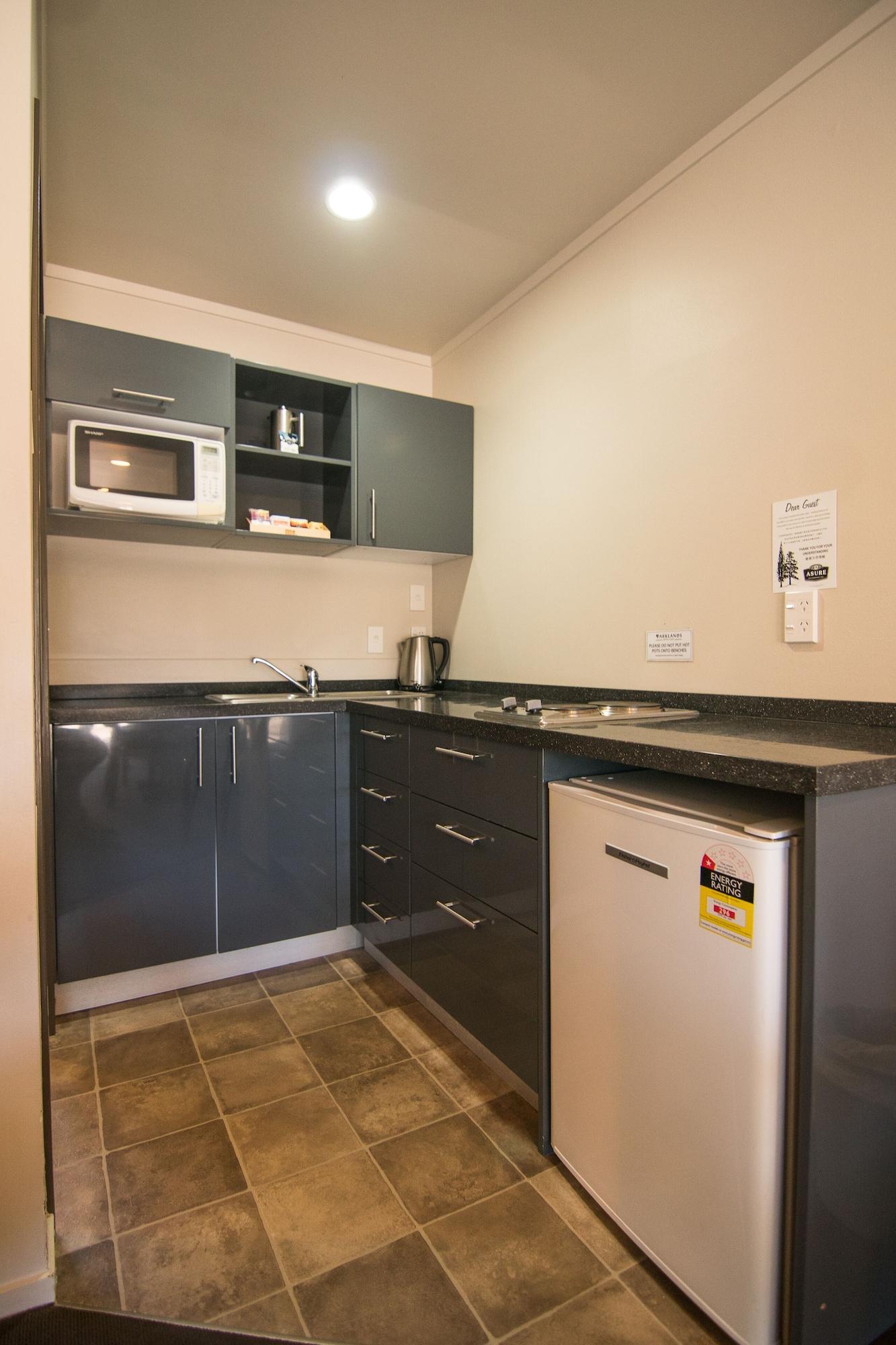 Parklands Motorlodge & Holiday Park Turangi Buitenkant foto