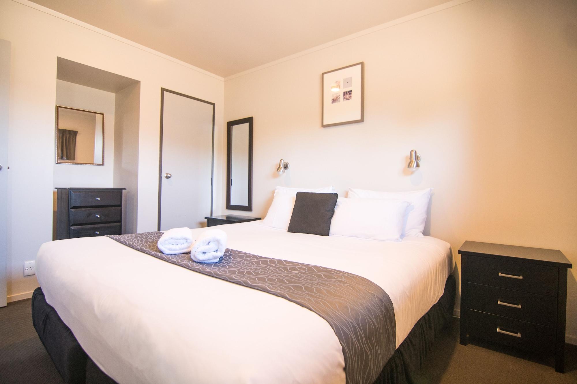 Parklands Motorlodge & Holiday Park Turangi Buitenkant foto
