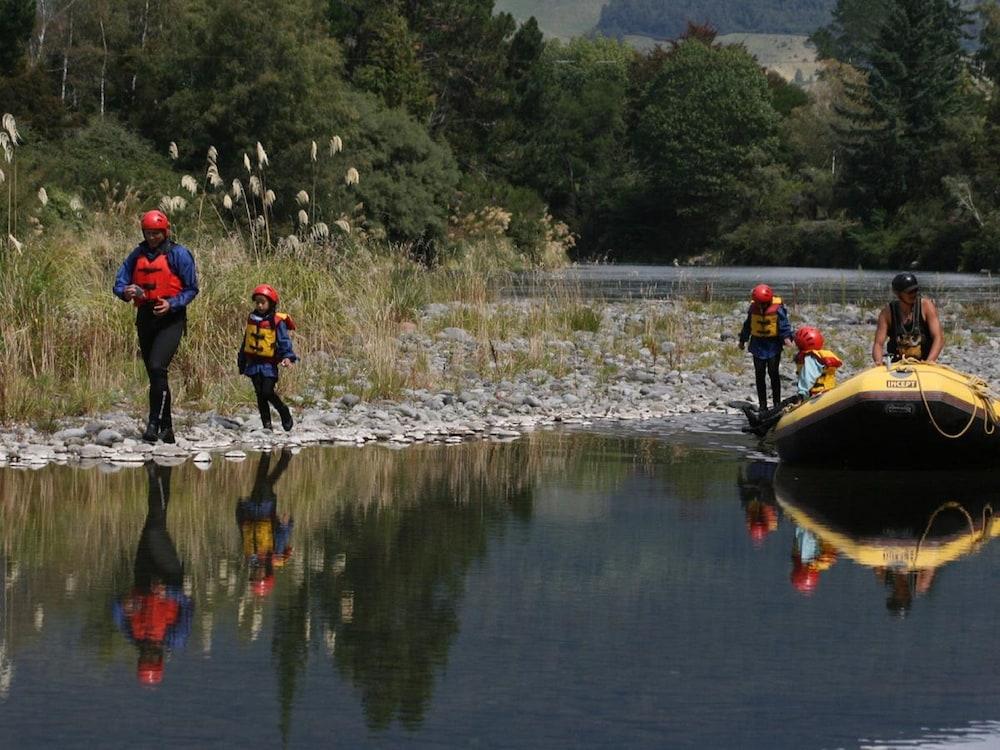 Parklands Motorlodge & Holiday Park Turangi Buitenkant foto
