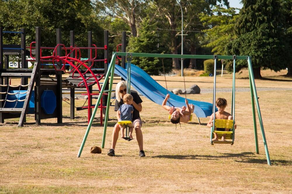 Parklands Motorlodge & Holiday Park Turangi Buitenkant foto